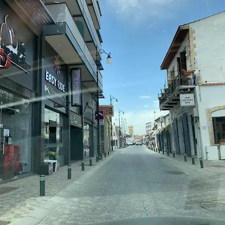 Апартаменты Tony's Boutique Ларнака