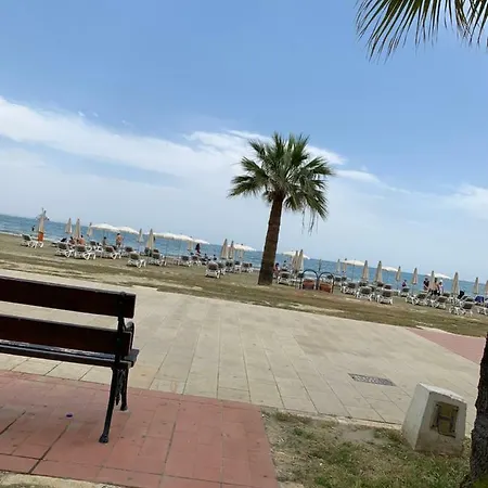 Tony's Boutique * Larnaca