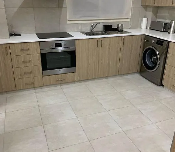 Tony's Boutique Larnaca