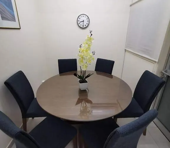 Lägenhet Tony's Boutique